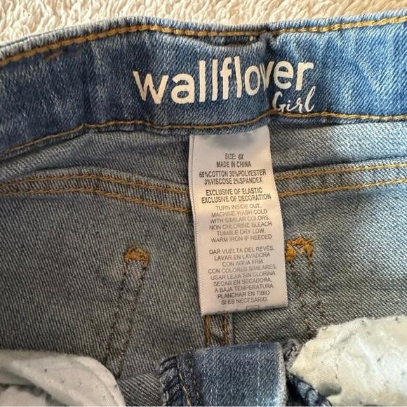 Wallflower Jeans - Picture 6 of 7
